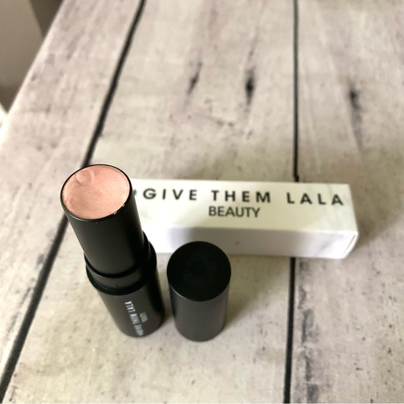 Other - New # GIVE THEM LALA BEAUTY Highlighting Stick - Frozen Full Size.